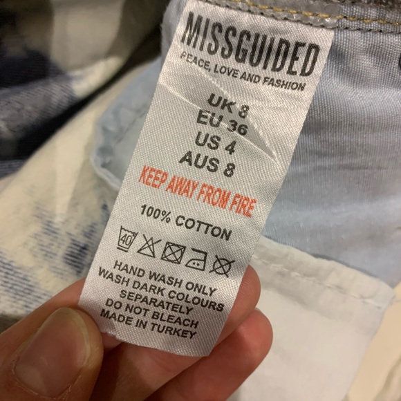 Missguided Jeans, Acid Wash, Preloved, High Rise, Destroyed Size 4 - Picture 2 of 4